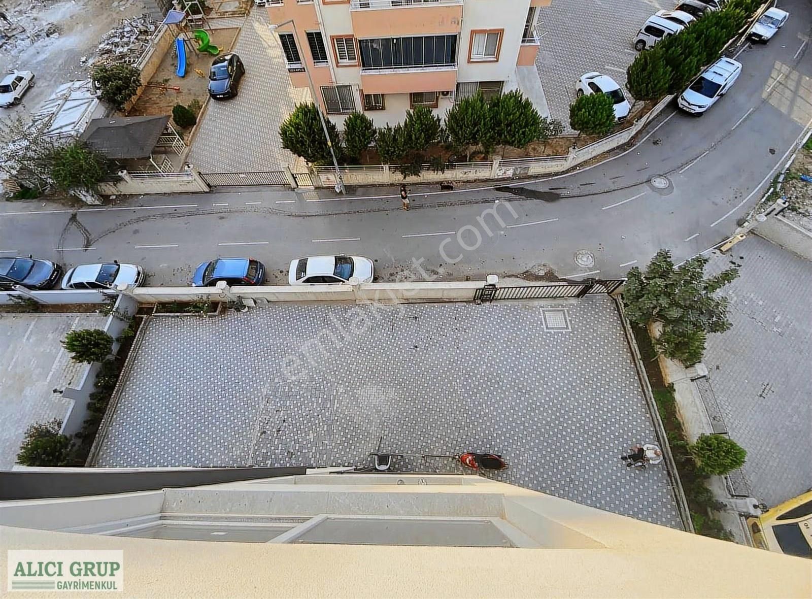 1+1 Satılık Btu Yanı Cadde Üzerinde,iskanlı- Hasarsız - Görsel 11