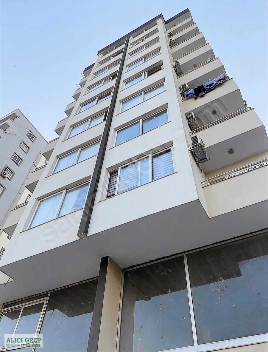 1+1 Satılık Btu Yanı Cadde Üzerinde,iskanlı- Hasarsız - Görsel 4