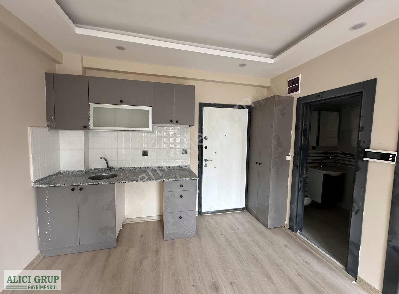 #gültepe Mahallesi_sıfır Yeni Binada Satılık 1+1 Daire - Görsel 4