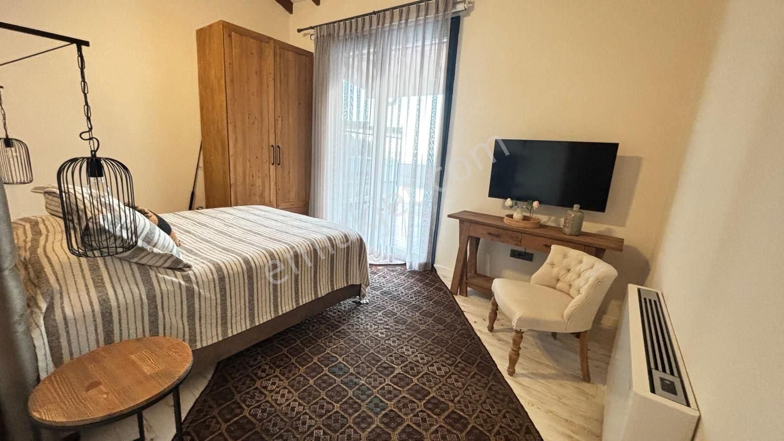 Çökertme Sahilinde Tam Müstakil 3+1 Özel Havuzlu Taş Villa Ve Arsası - Görsel 21