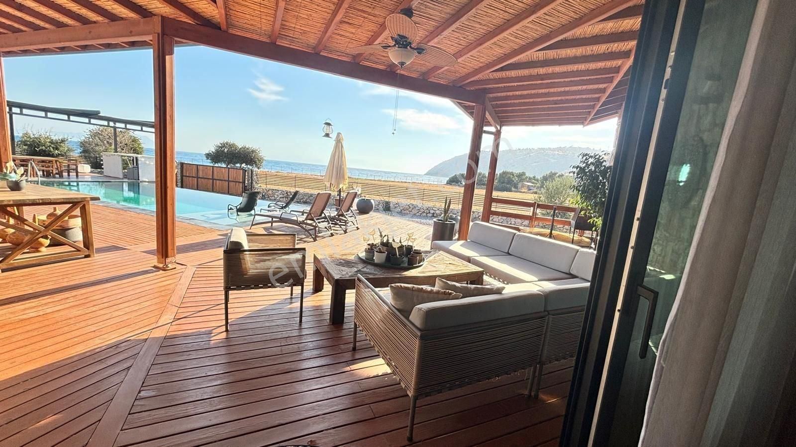 Çökertme Sahilinde Tam Müstakil 3+1 Özel Havuzlu Taş Villa Ve Arsası - Görsel 30