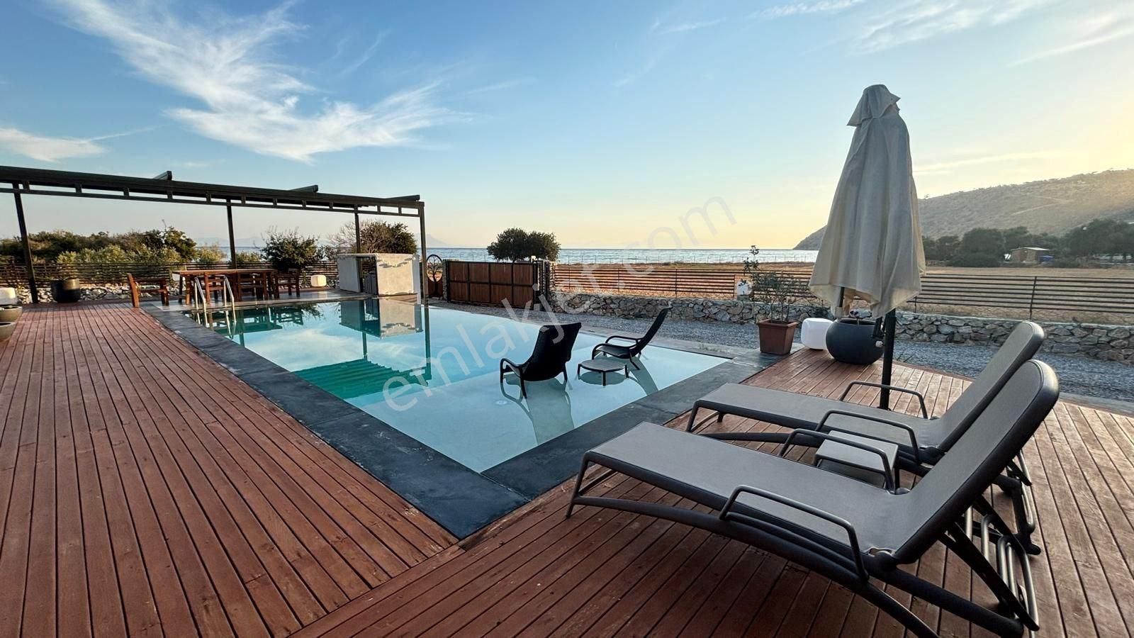 Çökertme Sahilinde Tam Müstakil 3+1 Özel Havuzlu Taş Villa Ve Arsası - Görsel 32