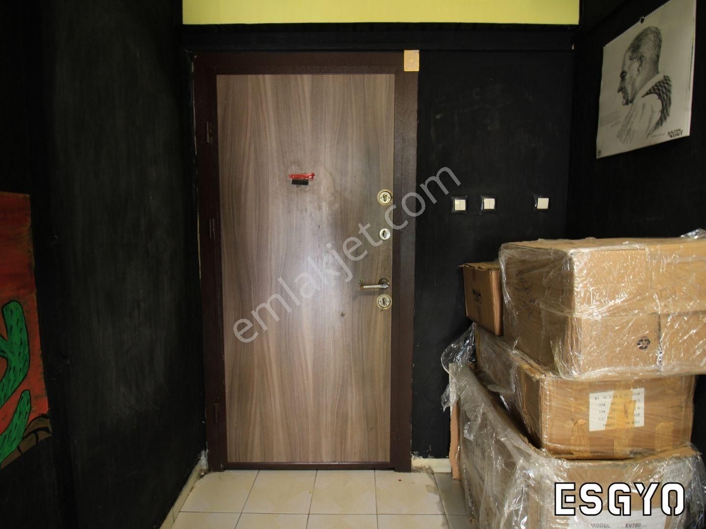 Esgyo'dan Doktorlar Cad. Üzerinde, Ön Cephe , Ara Kat Ofis-işyeri - Görsel 9