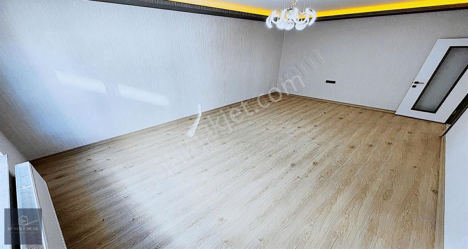 Okullar Bölgesinde 2 Bloklu Sitede Her Katta Ve Cephede Satılık - Görsel 29