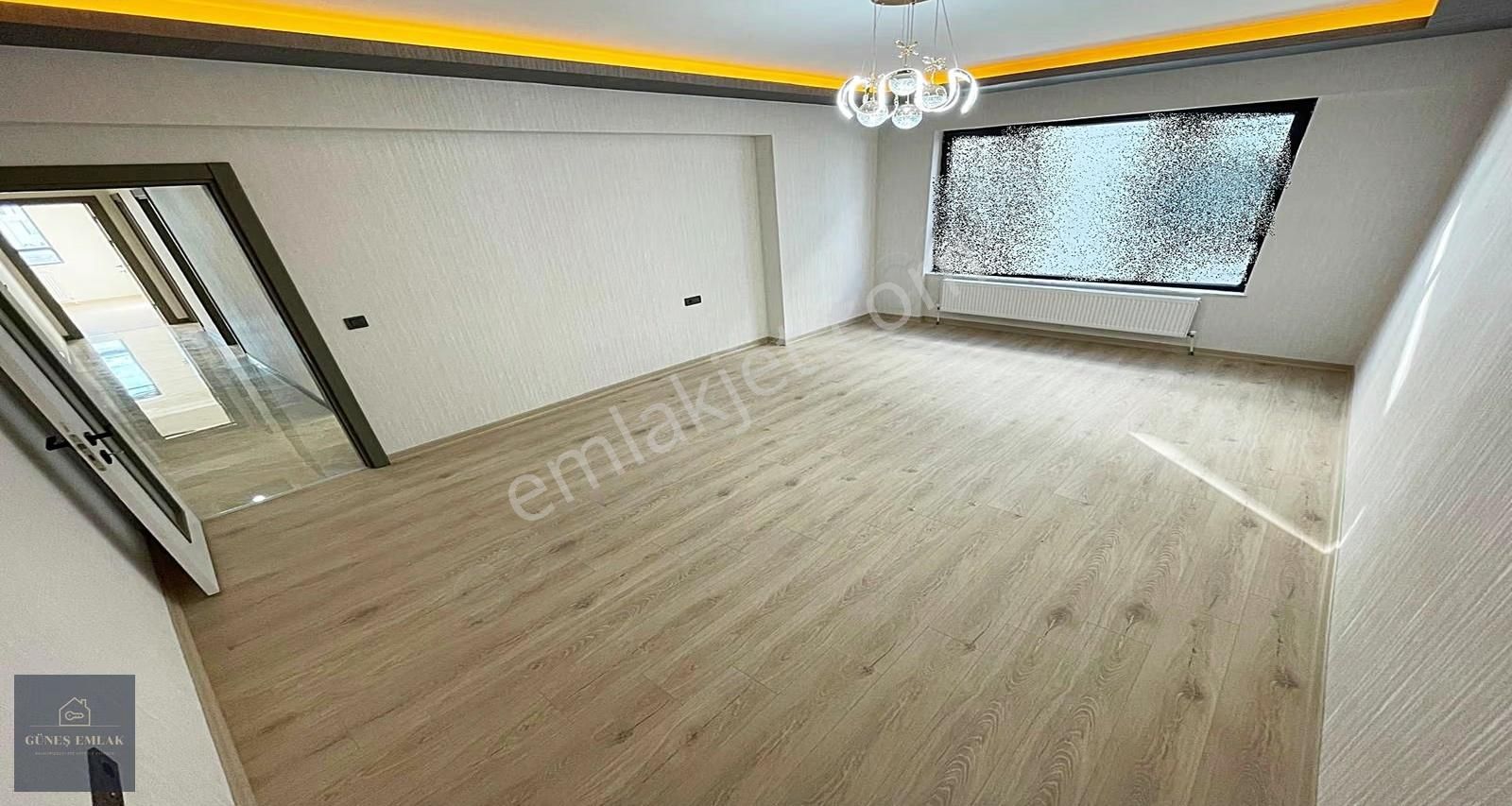 Okullar Bölgesinde 2 Bloklu Sitede Her Katta Ve Cephede Satılık - Görsel 19