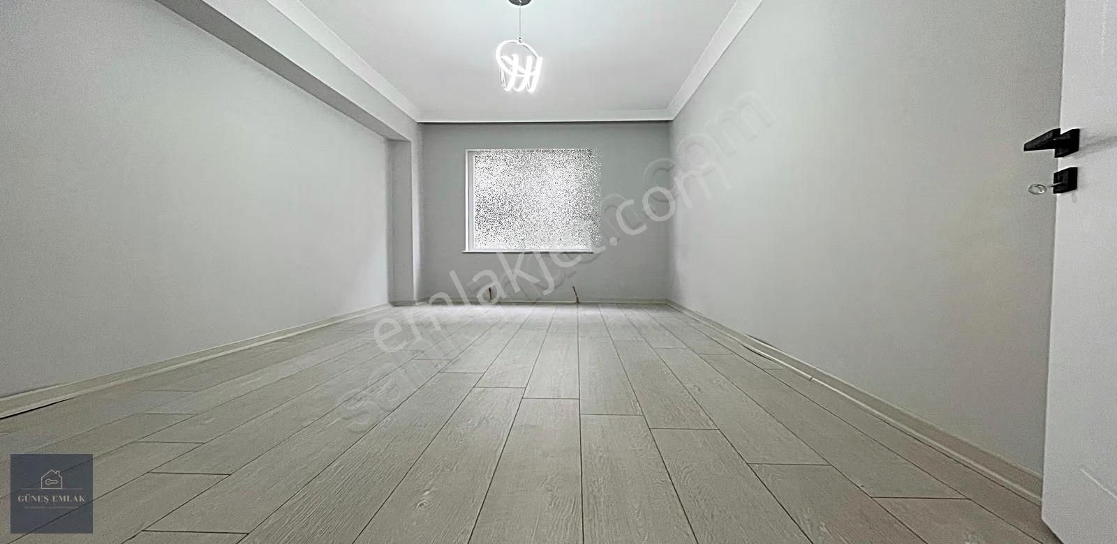 Yenikent Güneş Emlak Geniş M2 Ayaş-sincan Yoluna Yakın 3+1daire - Görsel 9