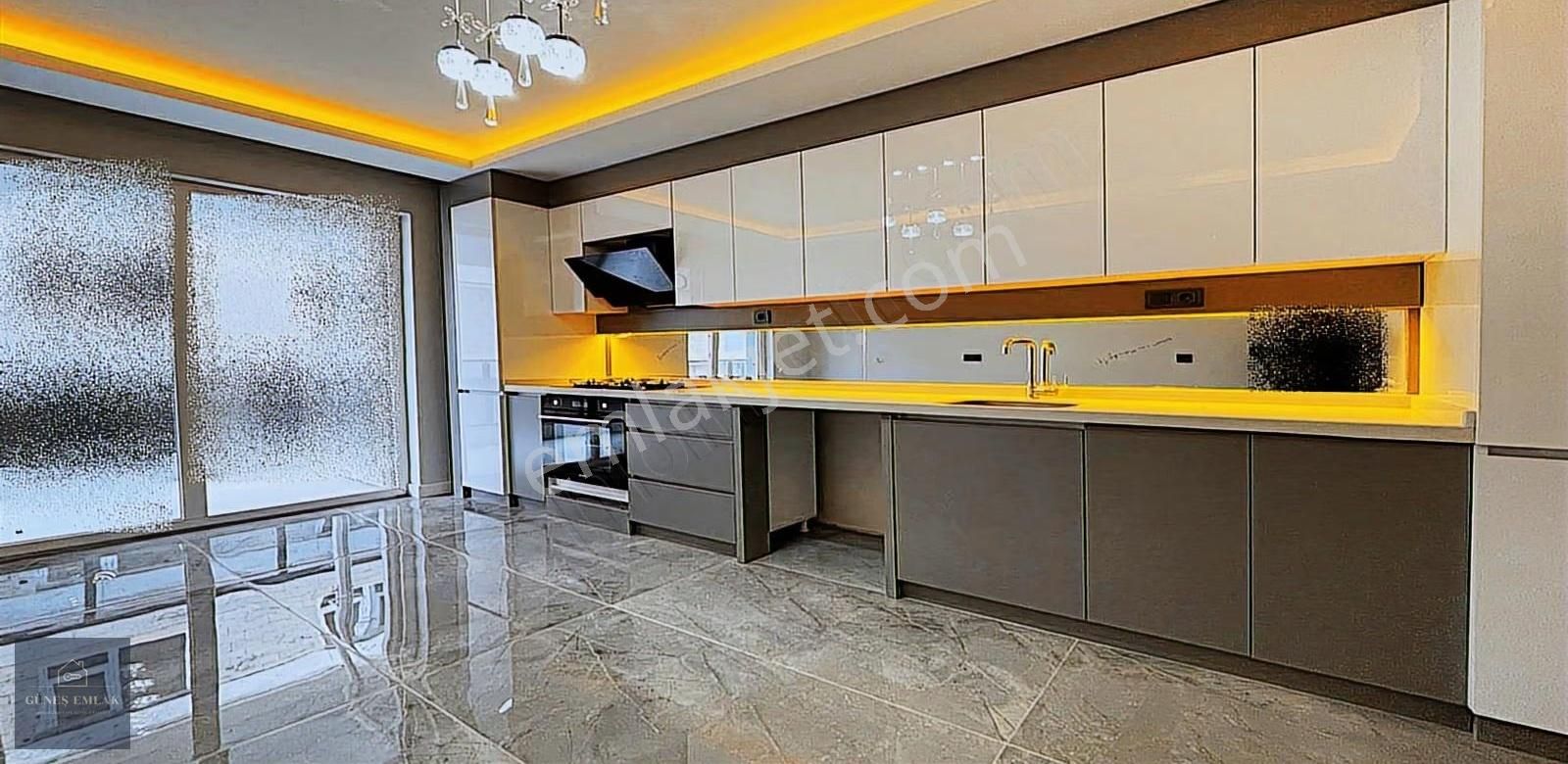 Yenikent Güneş Emlak Geniş M2 Ayaş-sincan Yoluna Yakın 3+1daire - Görsel 35