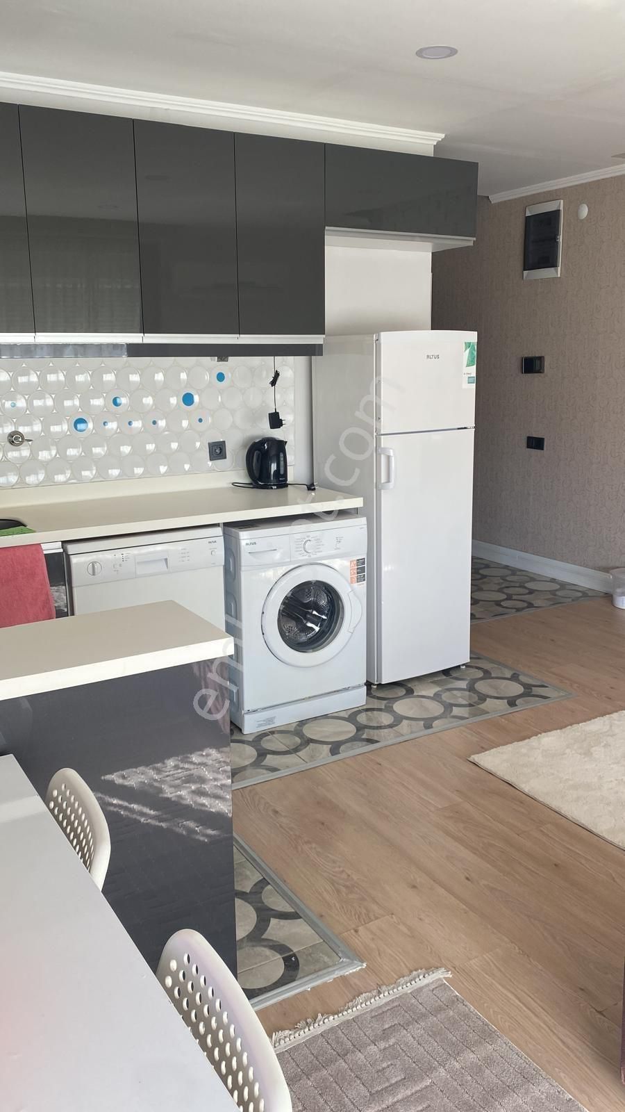 Konyaaltı Hurmada Havuzlu 2+1 Full Eşyalı Kiralık Daire - Görsel 12