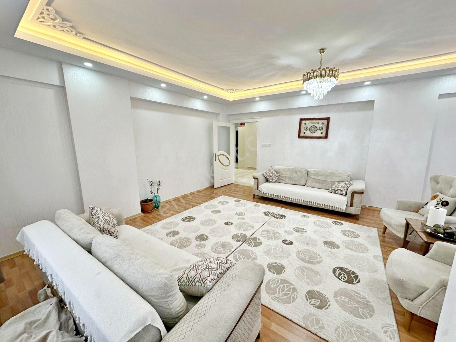 Belkız'da Geniş Oturumlu 3 Balkonlu Masrafsız Lüx 3+1 Daire - Görsel 8