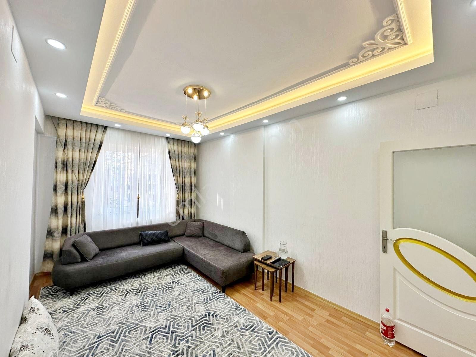 Belkız'da Geniş Oturumlu 3 Balkonlu Masrafsız Lüx 3+1 Daire - Görsel 19