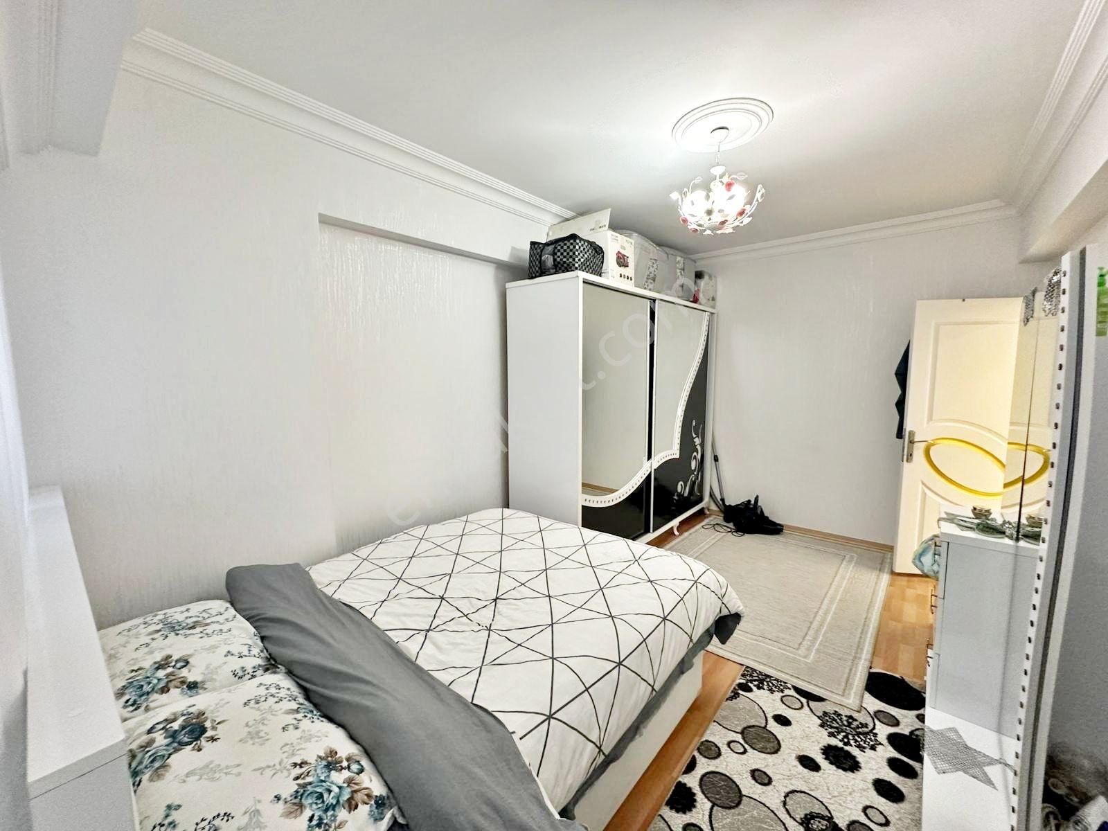 Belkız'da Geniş Oturumlu 3 Balkonlu Masrafsız Lüx 3+1 Daire - Görsel 16