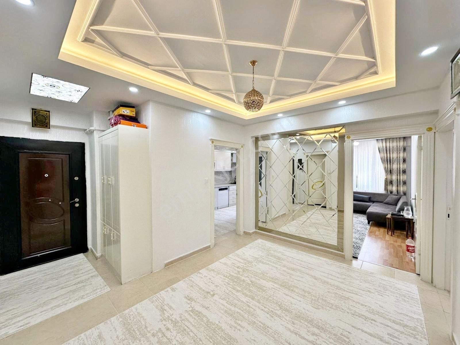 Belkız'da Geniş Oturumlu 3 Balkonlu Masrafsız Lüx 3+1 Daire - Görsel 28