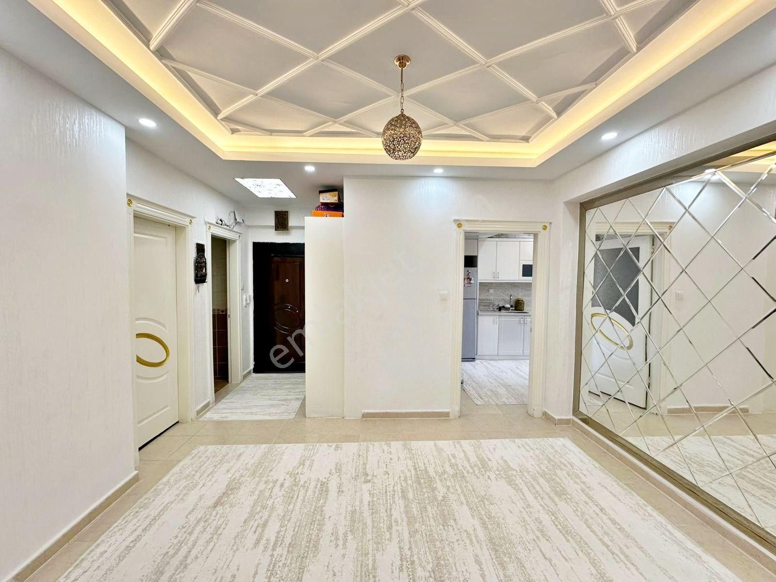 Belkız'da Geniş Oturumlu 3 Balkonlu Masrafsız Lüx 3+1 Daire - Görsel 26