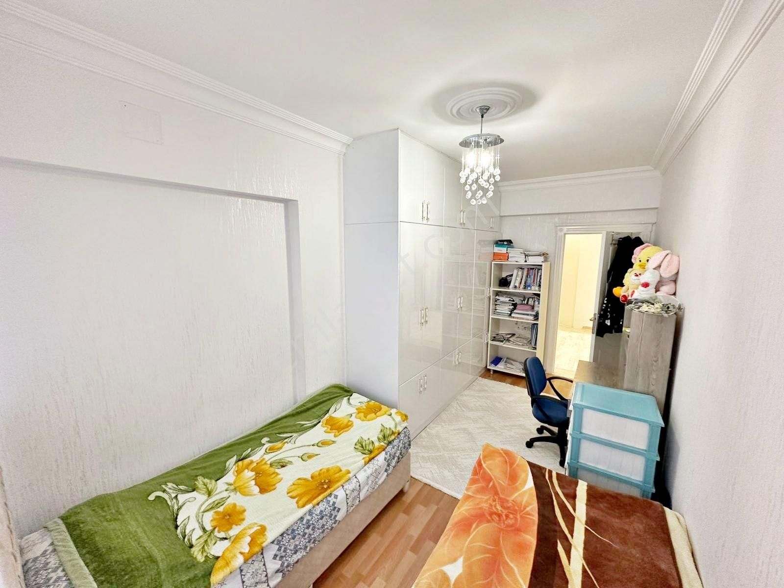 Belkız'da Geniş Oturumlu 3 Balkonlu Masrafsız Lüx 3+1 Daire - Görsel 13