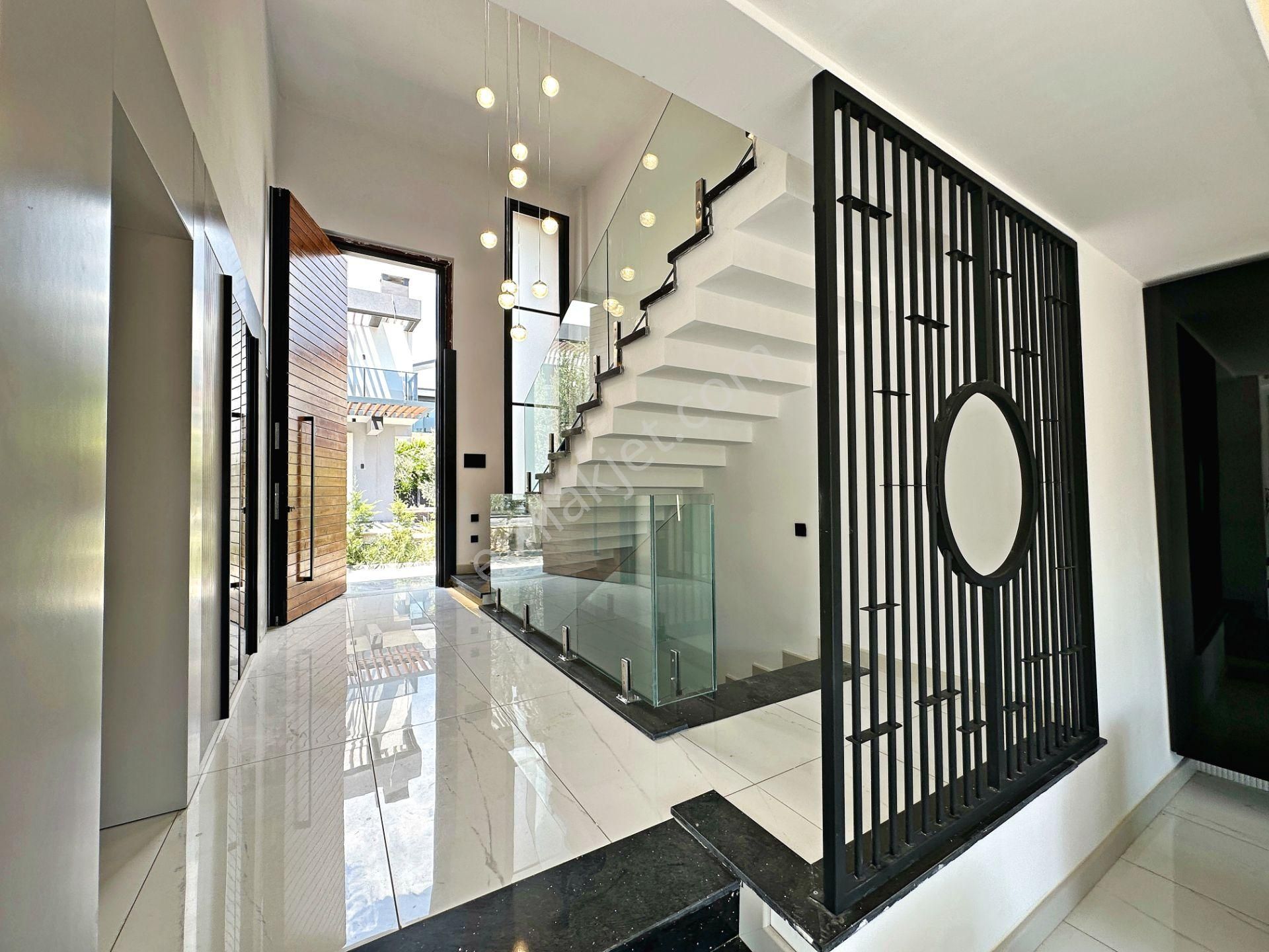 Herkes Bu Villayı Konuşuyor !! Bölgede Tek ! Güre'nin Eşsiz Doğasında 455 M² Brüt 5+1 Satılık Villa - Görsel 27