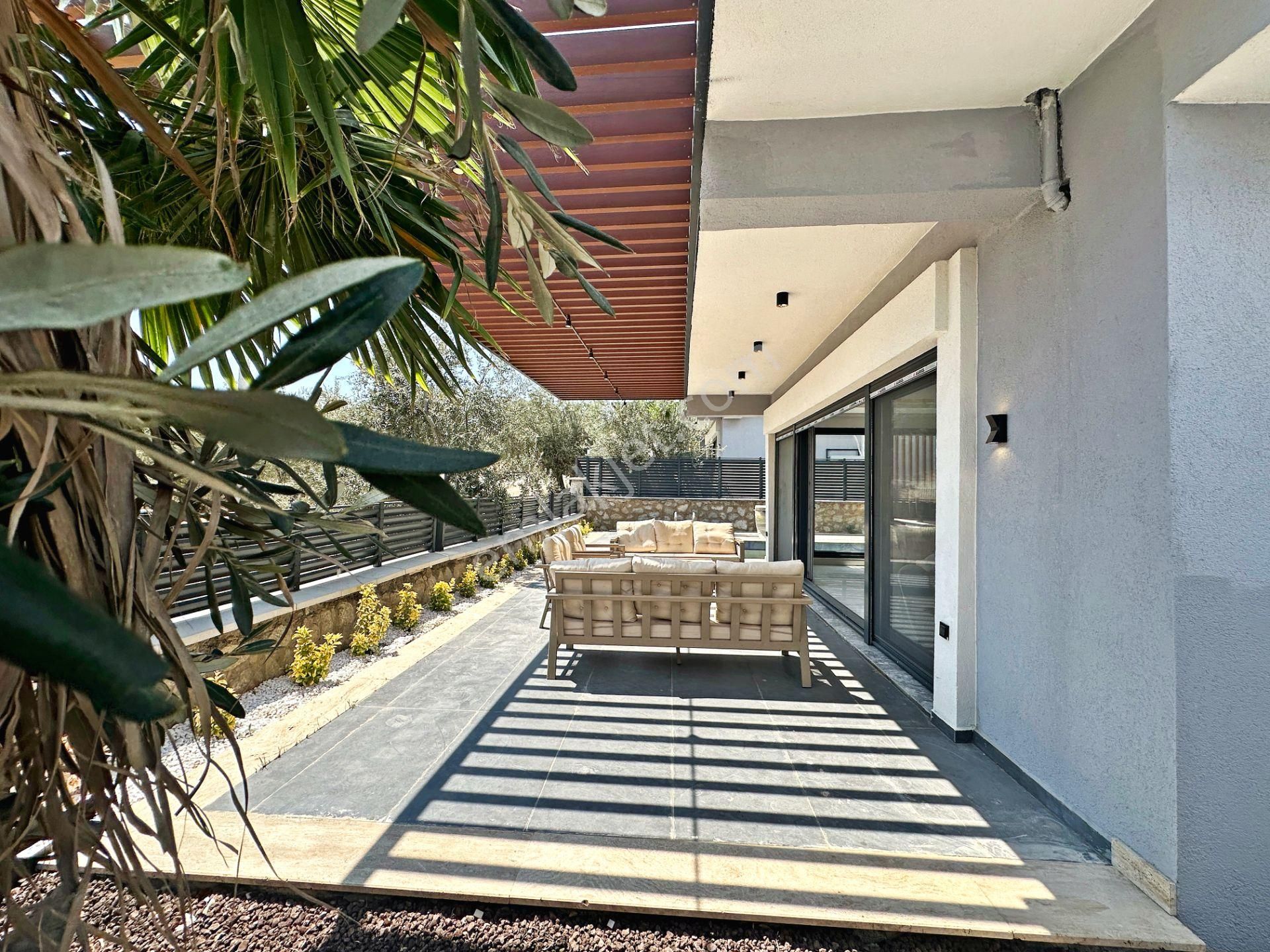 Herkes Bu Villayı Konuşuyor !! Bölgede Tek ! Güre'nin Eşsiz Doğasında 455 M² Brüt 5+1 Satılık Villa - Görsel 8