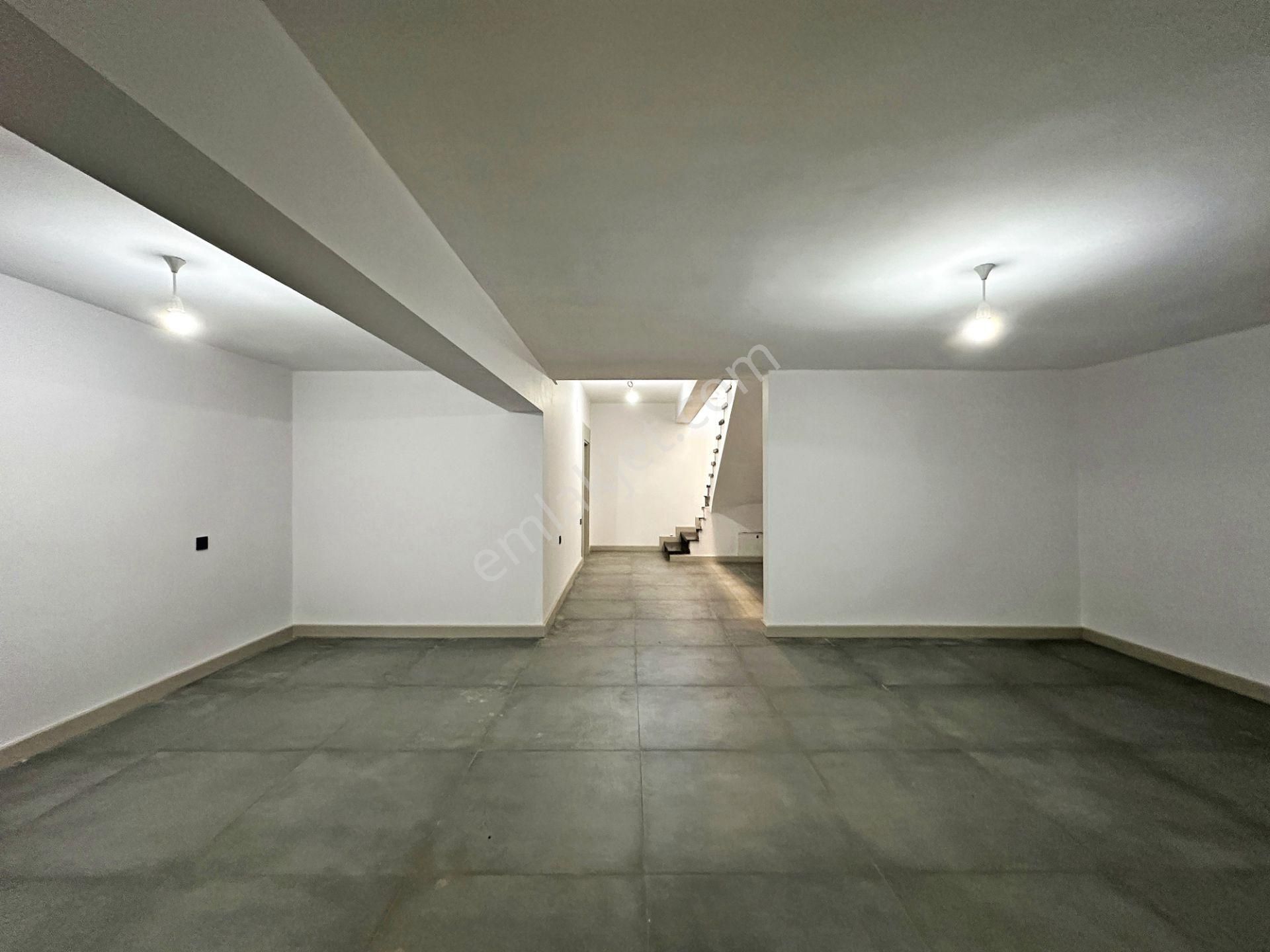 Herkes Bu Villayı Konuşuyor !! Bölgede Tek ! Güre'nin Eşsiz Doğasında 455 M² Brüt 5+1 Satılık Villa - Görsel 34