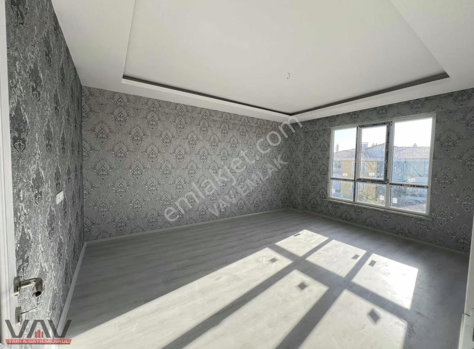 Bahçeşehirde 3+1 Site İçi Lüks Sıfır Ferah Daire - Görsel 14