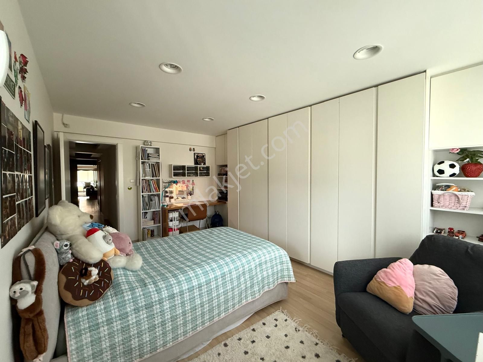 Karataş 4+1 200 M2 Satılık Bakımlı Yalı Dairesi - Görsel 27