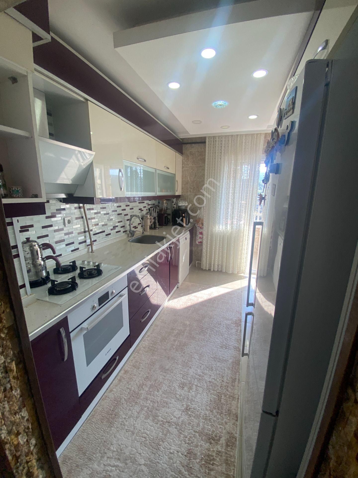 Bucakoop'ta Site İçi, Otoparklı,full Tadilatlı Satılık 3+1 Daire - Görsel 22