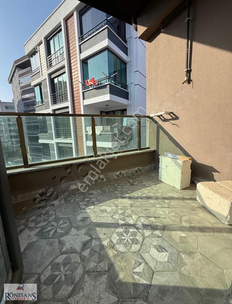 Rönesans Emlaktan Ulaşıma Yakın Satılık 1+1 Daire - Görsel 20