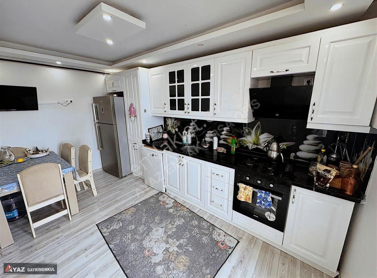 Ayaz Emlak'dan Acil Satılık Otoparklı Sitede Mükemmel Daire - Görsel 11