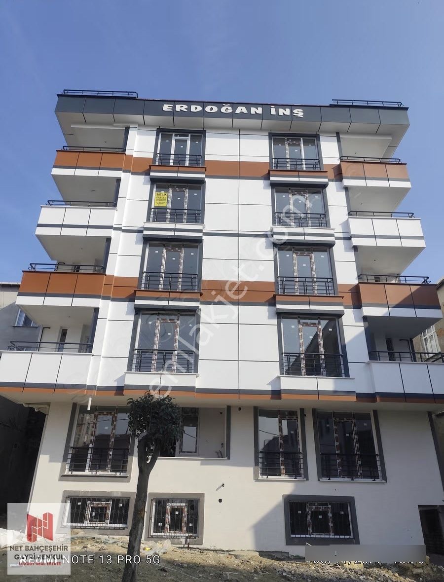 Avcılar Tahtakale Mahhallesi Muhteşem Konumlu Satılık 3+1 Daire