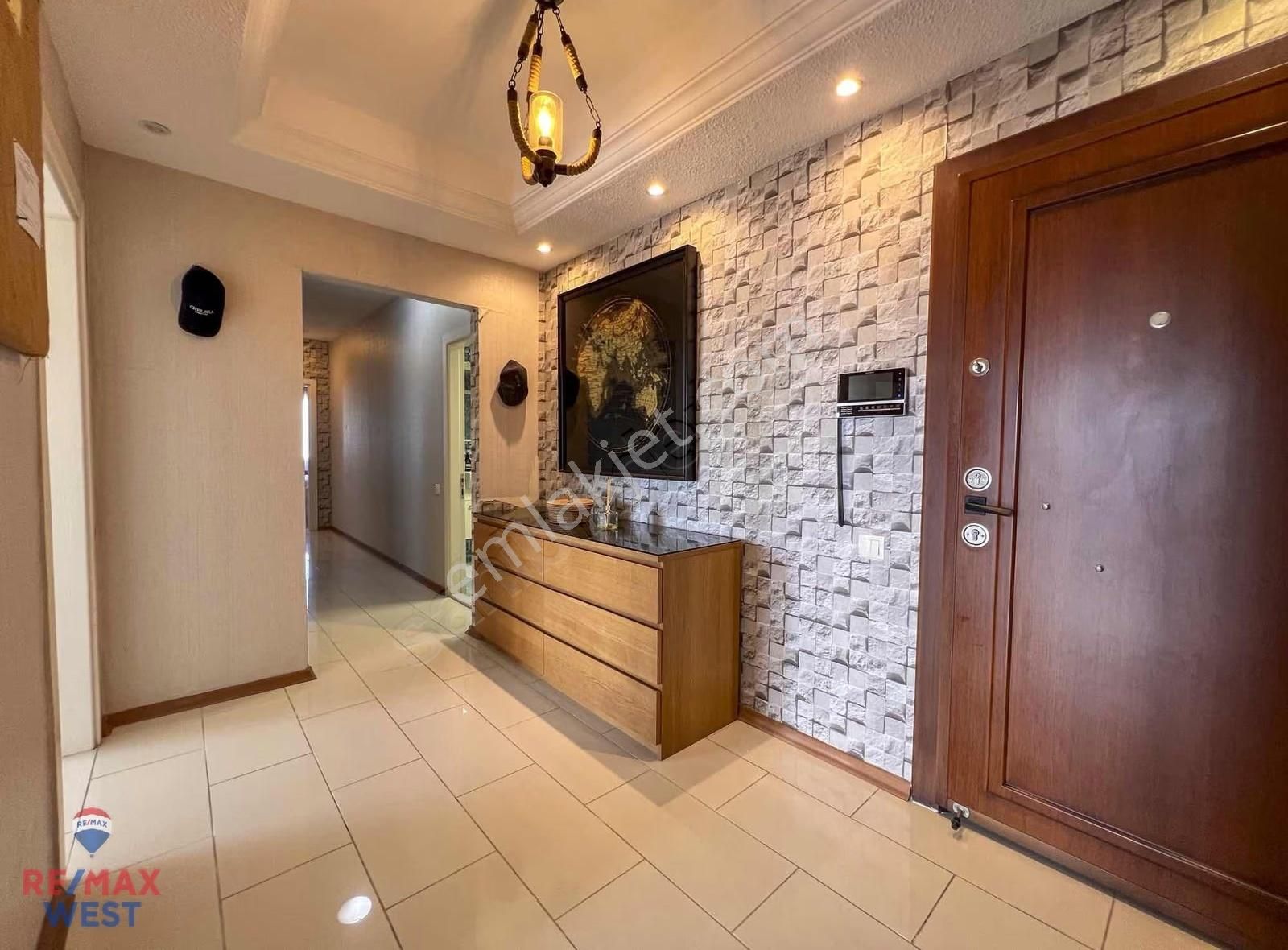 Mavişehir Flamingo 17 De Büyük Tip Tadilatlı 2+1 Daire - Görsel 2