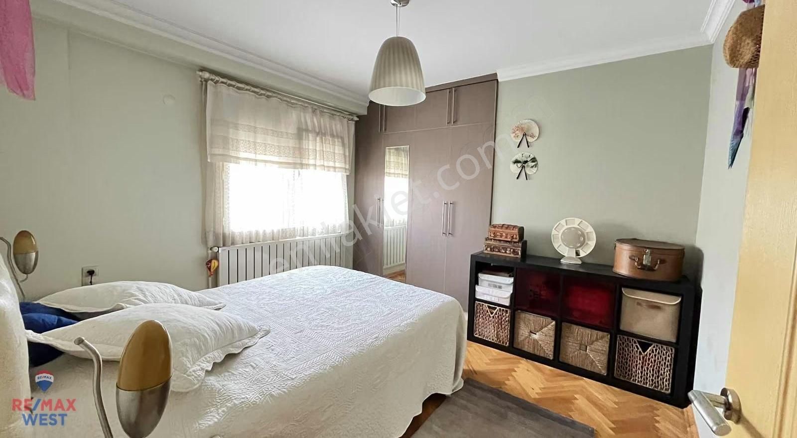 Karşıyaka Aksoy Palmiye Sokak Satılık Tadilatlı 3+1 Daire - Görsel 11