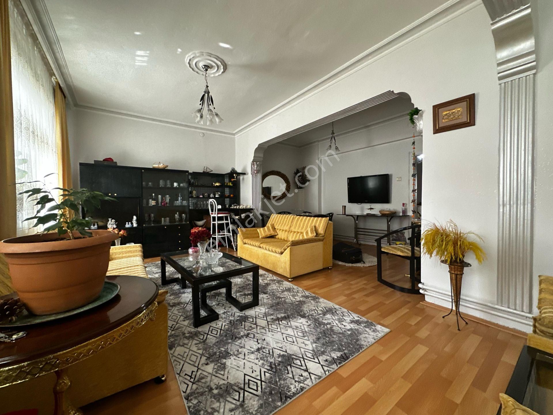 19 Mayıs Mahallesi'nde Danışment Göbek Yakınında 3+1 Ters Dubleks! - Görsel 5