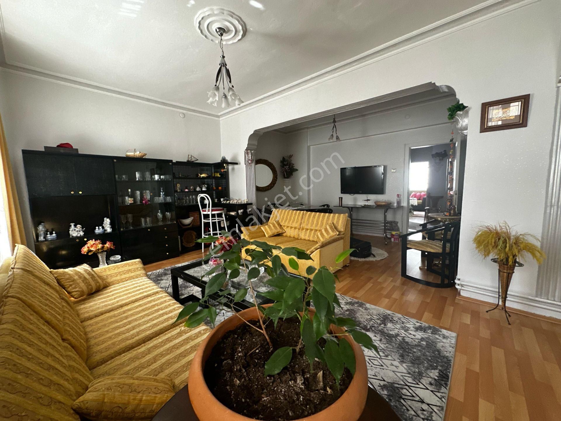 19 Mayıs Mahallesi'nde Danışment Göbek Yakınında 3+1 Ters Dubleks! - Görsel 6