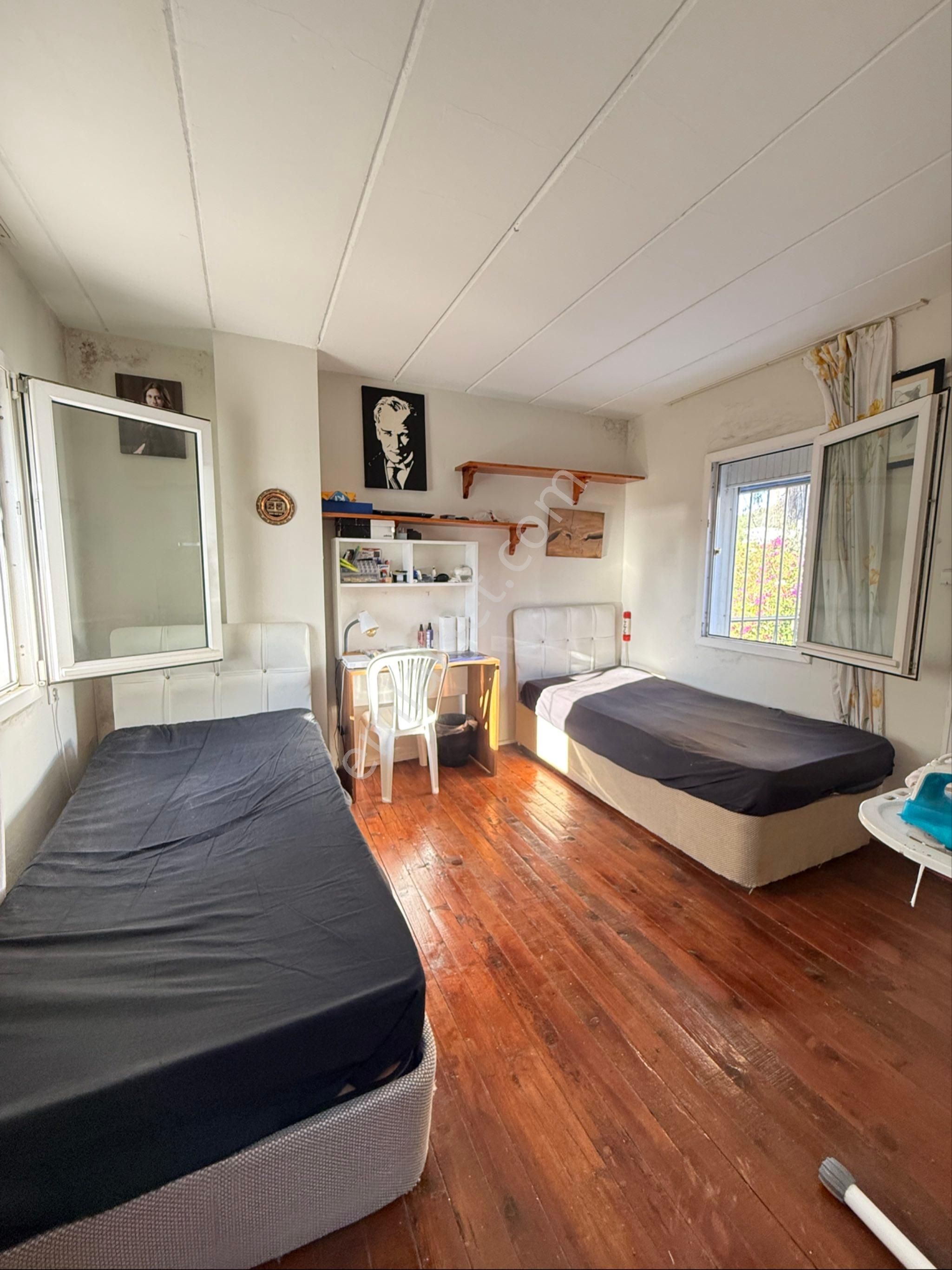 Sahile Ve Tüm İhtiyaç Noktalarına Yürüme Mesafesinde Müstakil Ev - Görsel 2