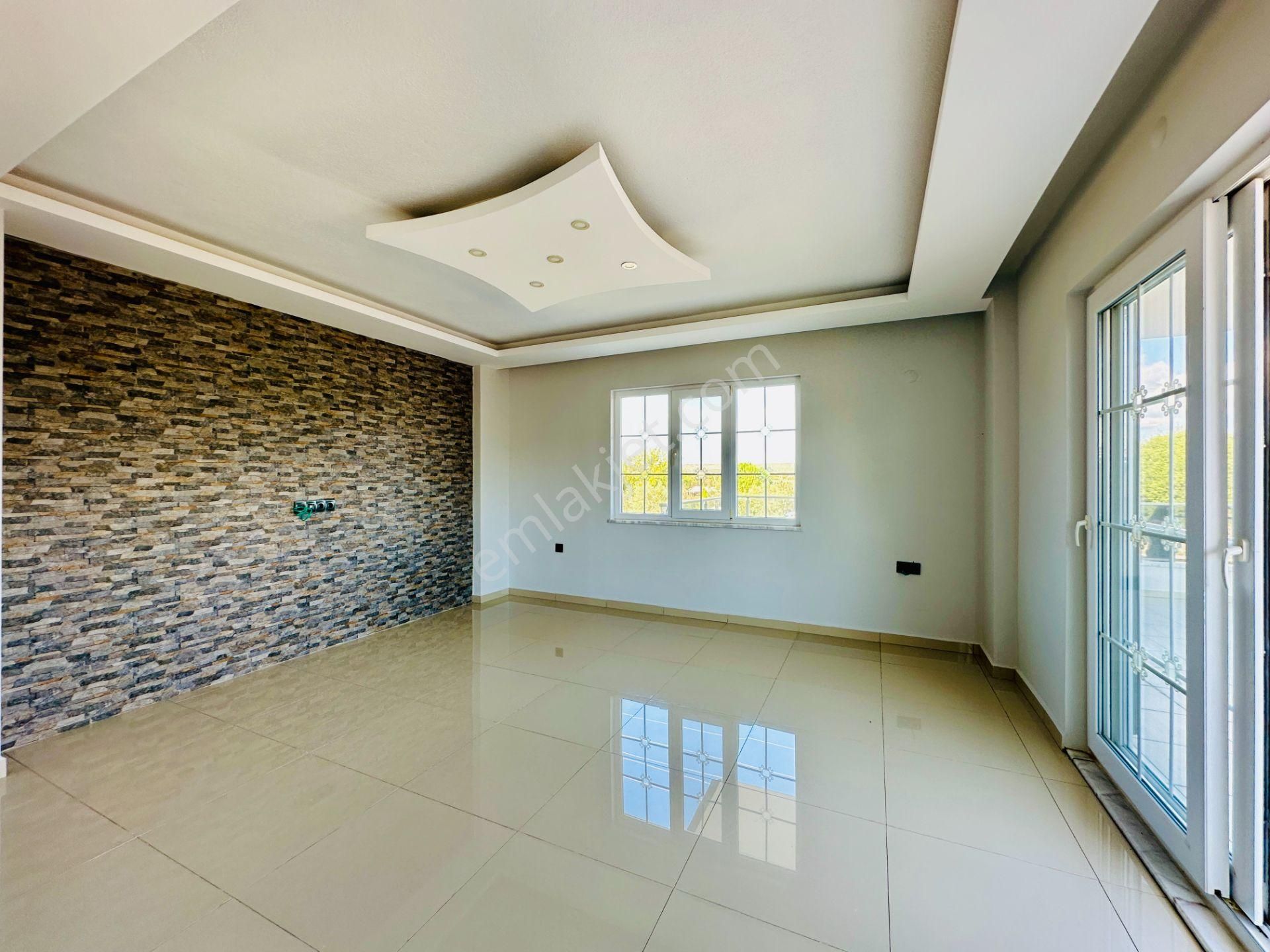 Villacı Onur'dan Altınkumda Satılık. 4+1 Müstakil Bahçeli Villa - Görsel 8