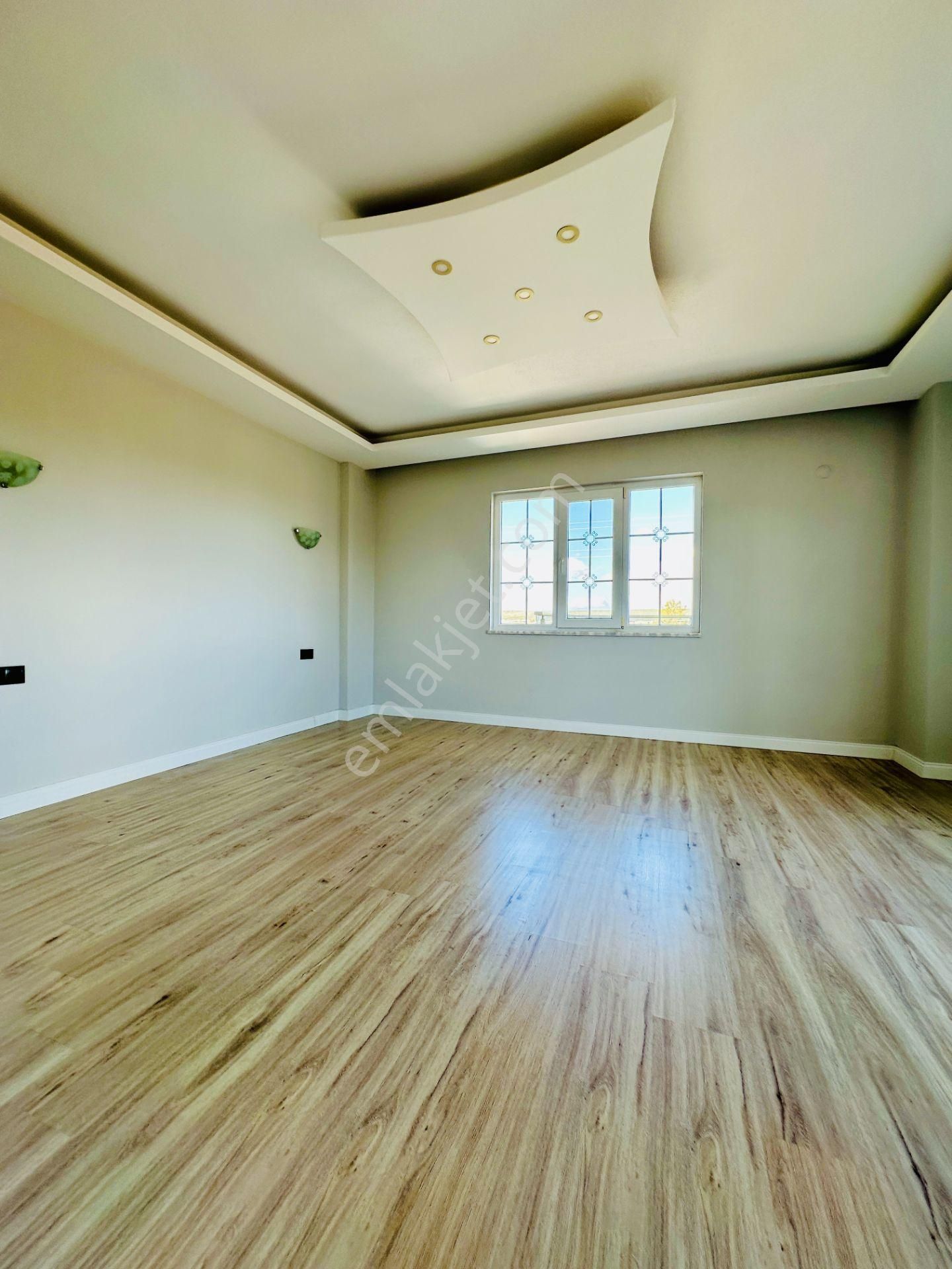 Villacı Onur'dan Altınkumda Satılık. 4+1 Müstakil Bahçeli Villa - Görsel 17