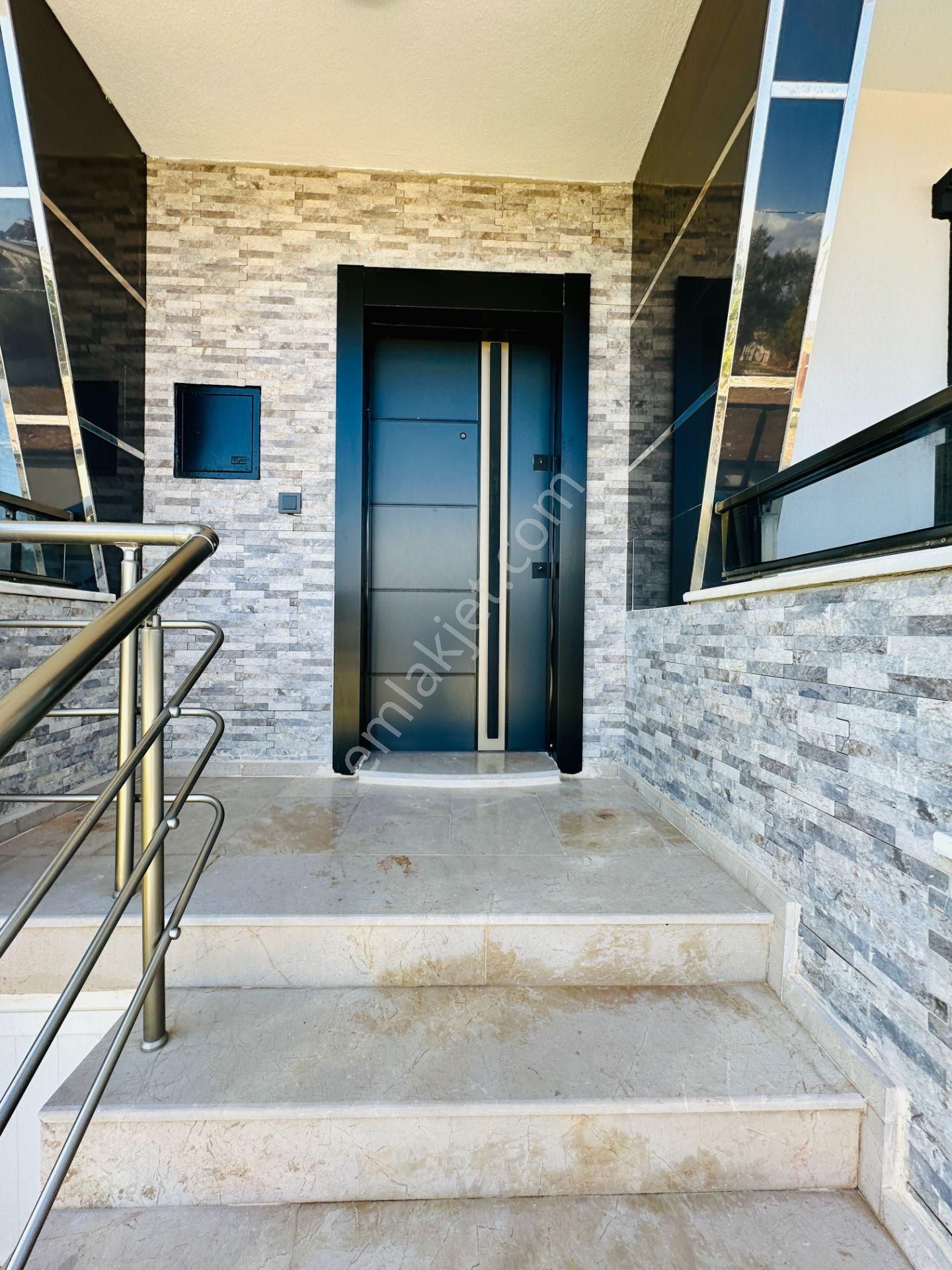 Villacı Onur'dan Altınkumda Satılık. 4+1 Müstakil Bahçeli Villa - Görsel 5