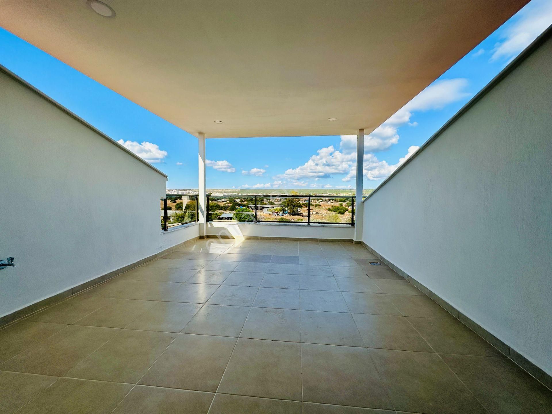 Villacı Onur'dan Altınkumda Satılık. 4+1 Müstakil Bahçeli Villa - Görsel 35