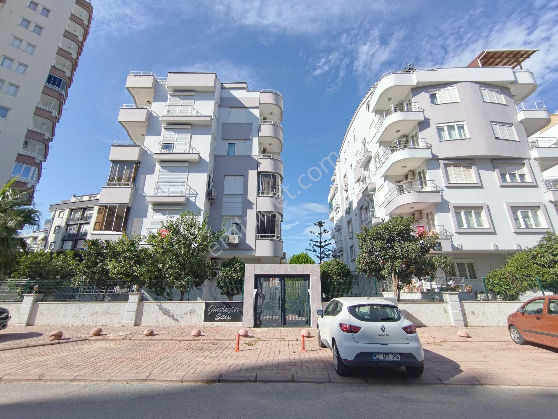 Konyaaltında Kiralık Eşyalı 2+1 Daire | Ebeveyn Banyo & Havuzlu - Görsel 31