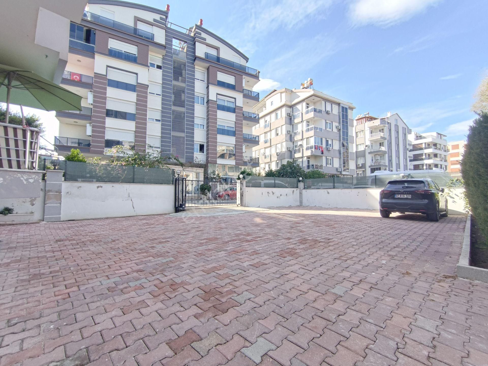 Konyaaltında Kiralık Eşyalı 2+1 Daire | Ebeveyn Banyo & Havuzlu - Görsel 24