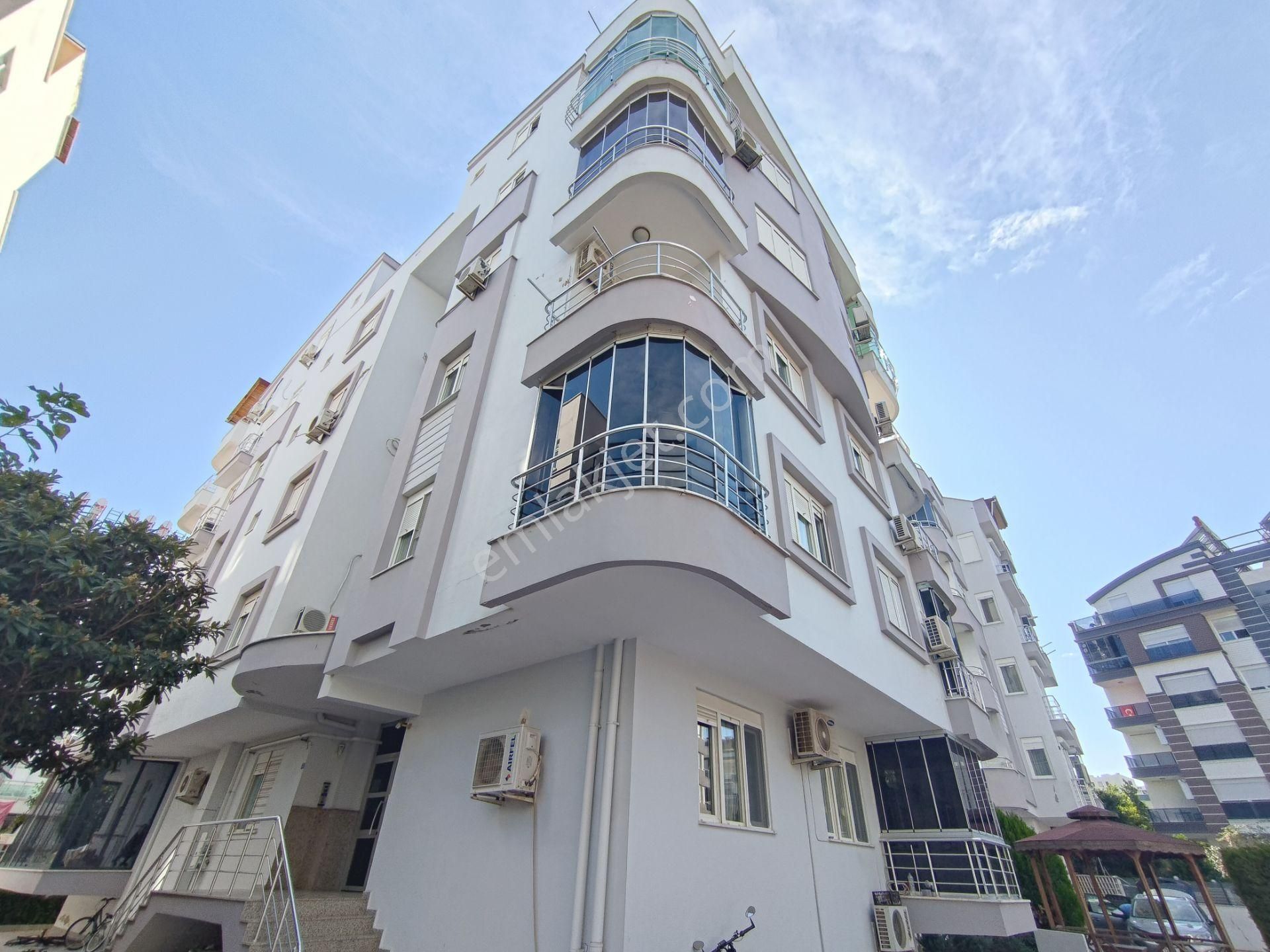 Konyaaltında Kiralık Eşyalı 2+1 Daire | Ebeveyn Banyo & Havuzlu - Görsel 25