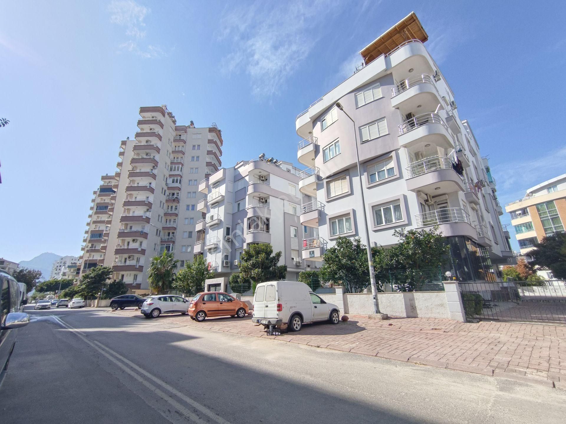 Konyaaltında Kiralık Eşyalı 2+1 Daire | Ebeveyn Banyo & Havuzlu - Görsel 32