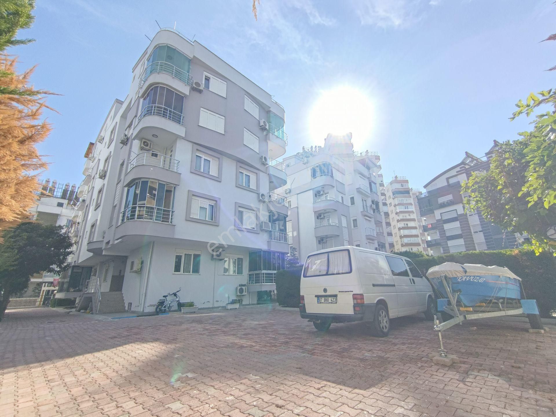 Konyaaltında Kiralık Eşyalı 2+1 Daire | Ebeveyn Banyo & Havuzlu - Görsel 27