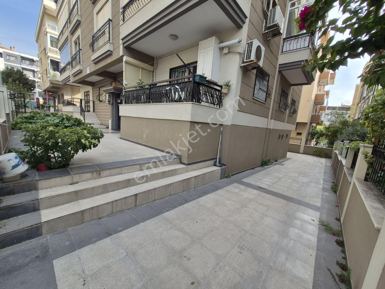 Buca Uçanyolyanı/tünelçıkışı/caddeye 20metre/10yıllık/135m2/3+1 - Görsel 28