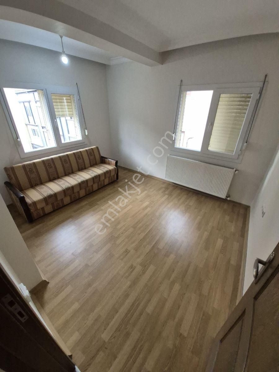 Buca Uçanyolyanı/tünelçıkışı/caddeye 20metre/10yıllık/135m2/3+1 - Görsel 24