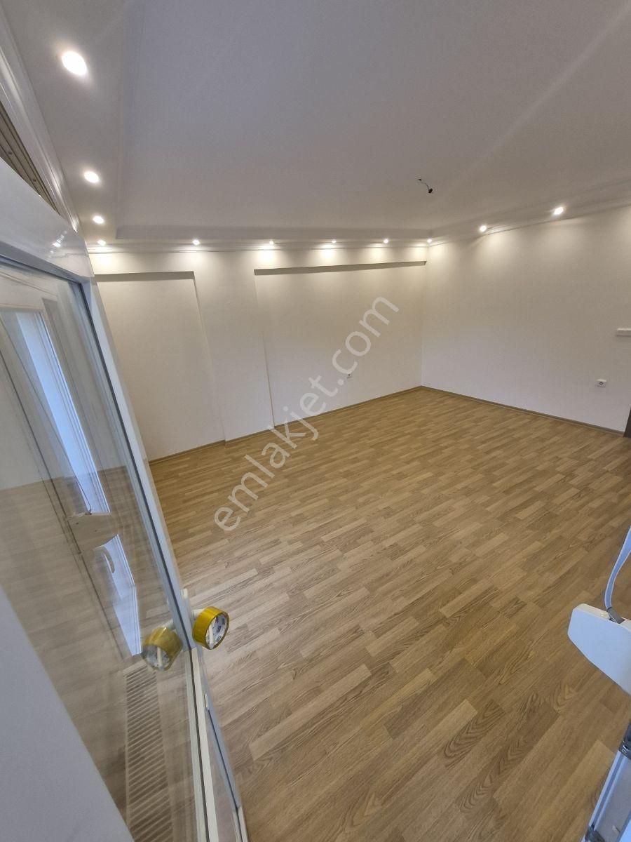 Buca Uçanyolyanı/tünelçıkışı/caddeye 20metre/10yıllık/135m2/3+1 - Görsel 6