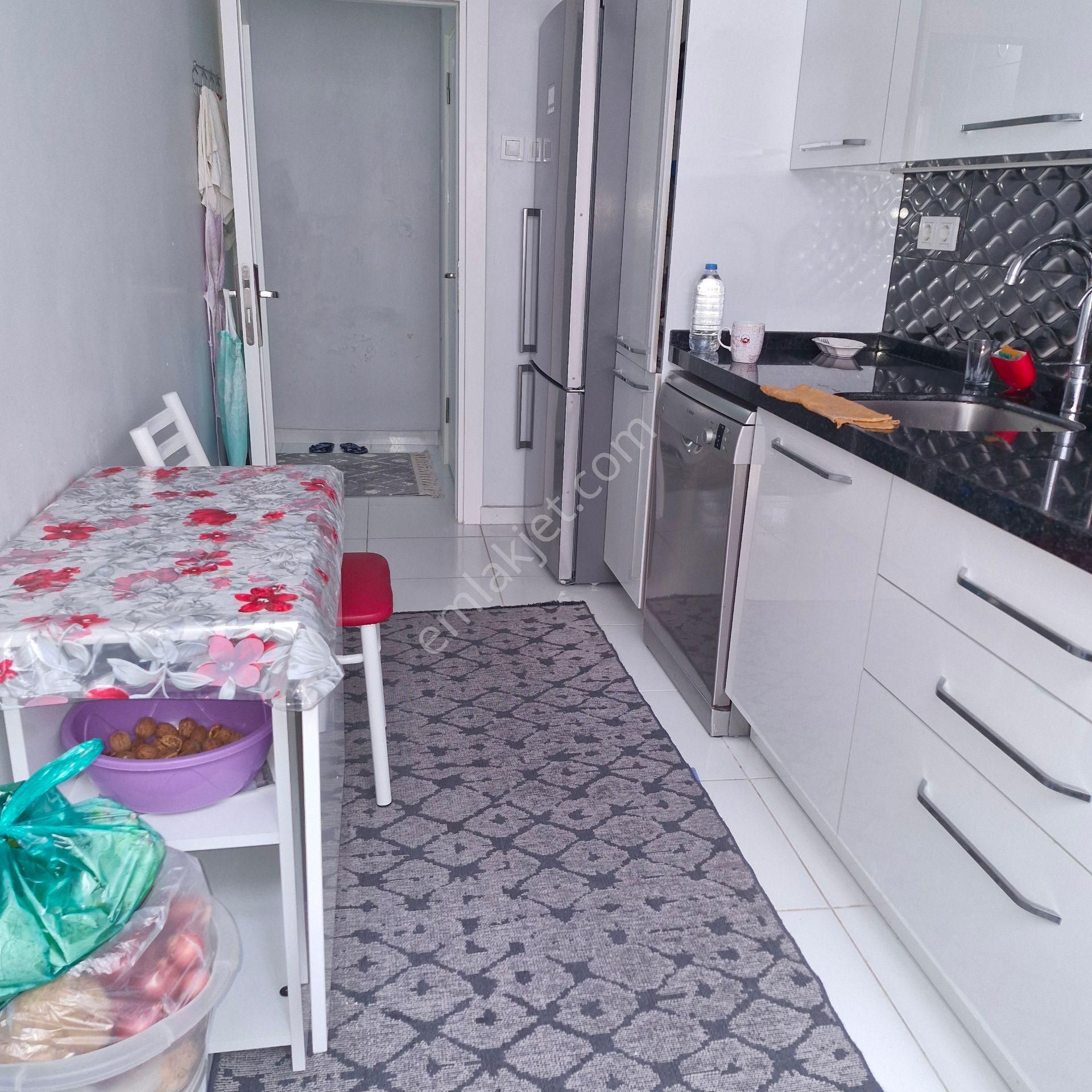 Akşenden Fatih Çapa Odabaşında Full Yapılı 2.kat Genç Binada 90m² 2+1 Satılık Daire - Görsel 14