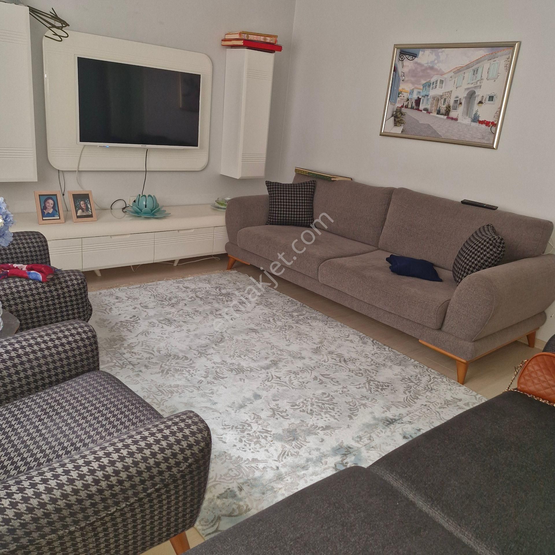 Akşenden Fatih Çapa Odabaşında Full Yapılı 2.kat Genç Binada 90m² 2+1 Satılık Daire - Görsel 7