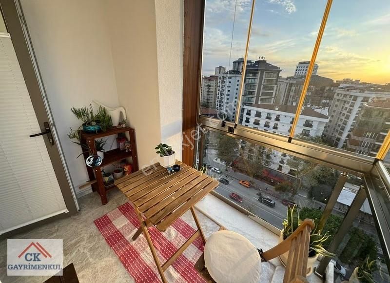 Ck'suadiye Minibüs Caddesi Üzerinde Balkonlu 80m2 2+1 2 Banyo - Görsel 11