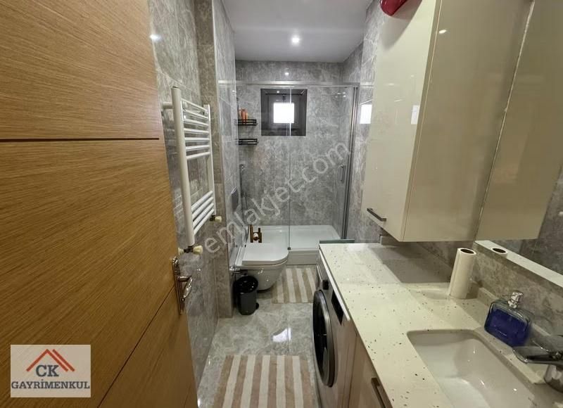 Ck'suadiye Minibüs Caddesi Üzerinde Balkonlu 80m2 2+1 2 Banyo - Görsel 14