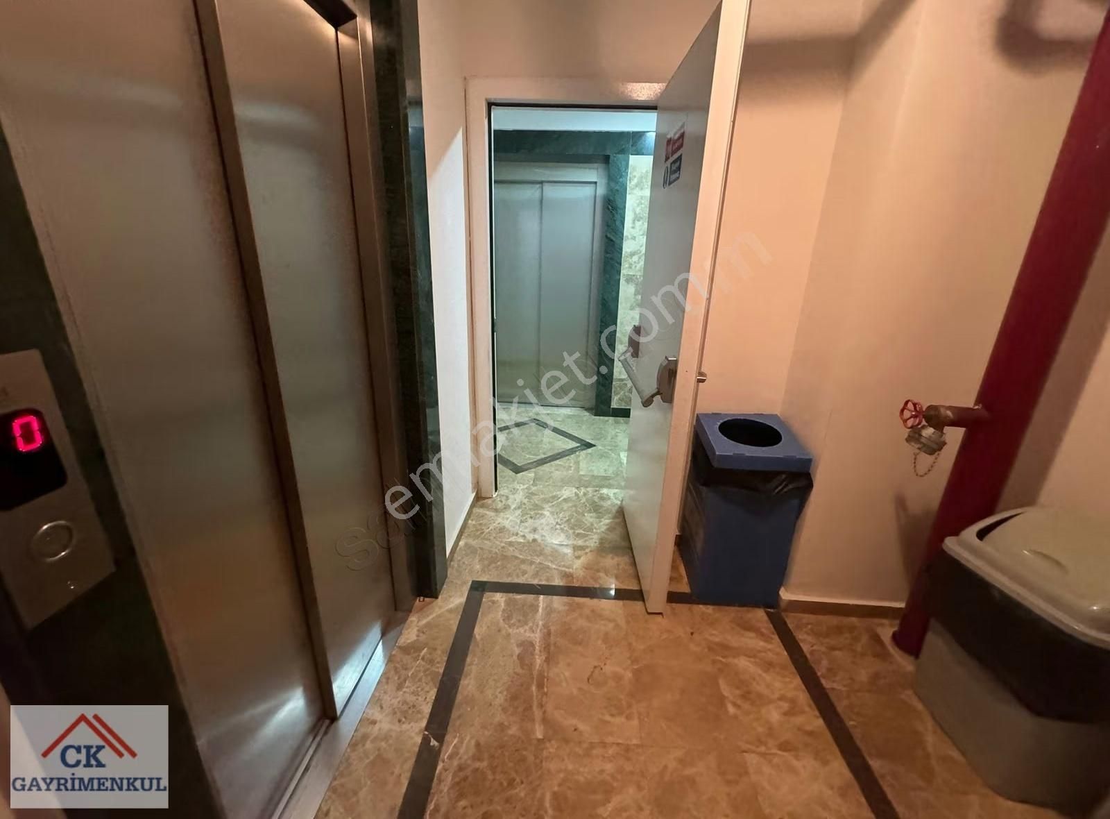 Ck'suadiye Minibüs Caddesi Üzerinde Balkonlu 80m2 2+1 2 Banyo - Görsel 22