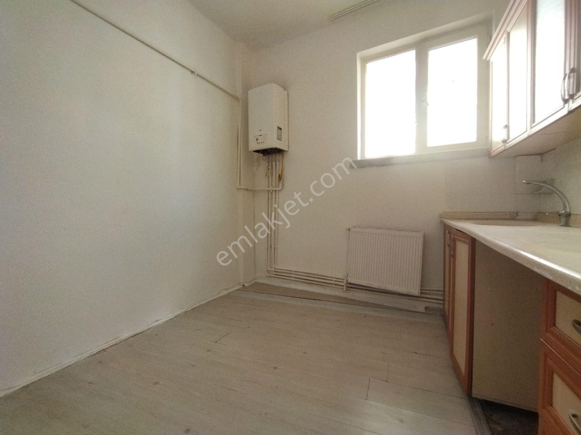 Danışmente Yürüme Mesafesinde Ön Cephe 3+1 Yüksek Giriş Daire - Görsel 26